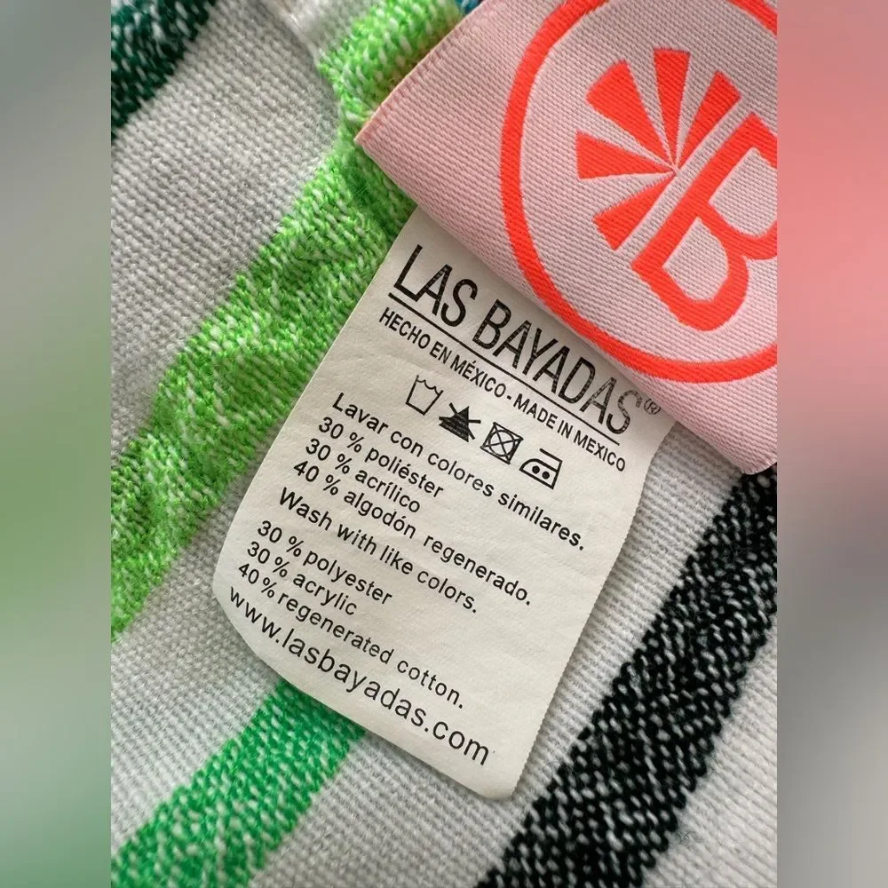 Las Bayadas La Lucia Beach Blanket/Towel